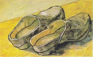 Một đôi giày